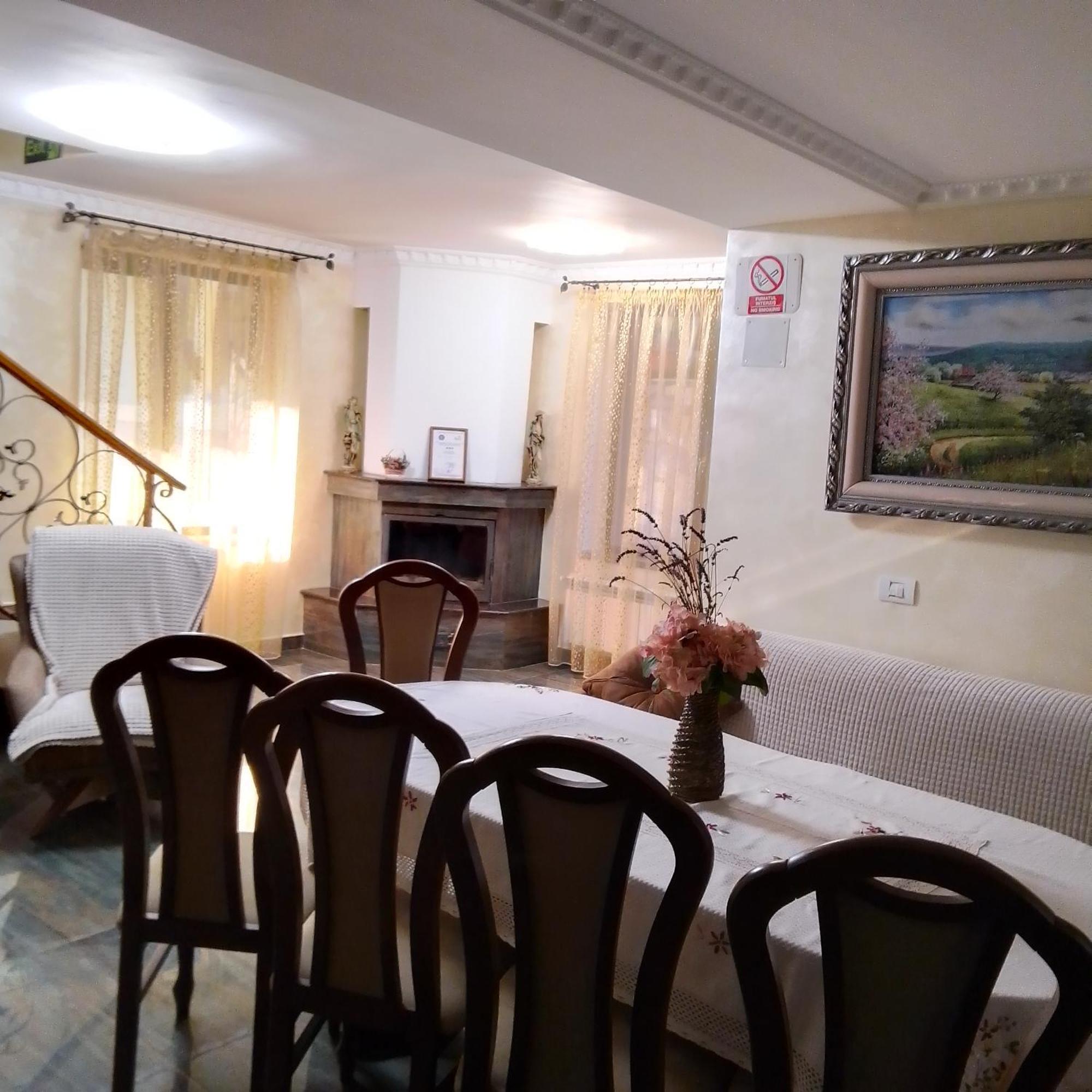 Casa Nicolas Buşteni Exterior foto